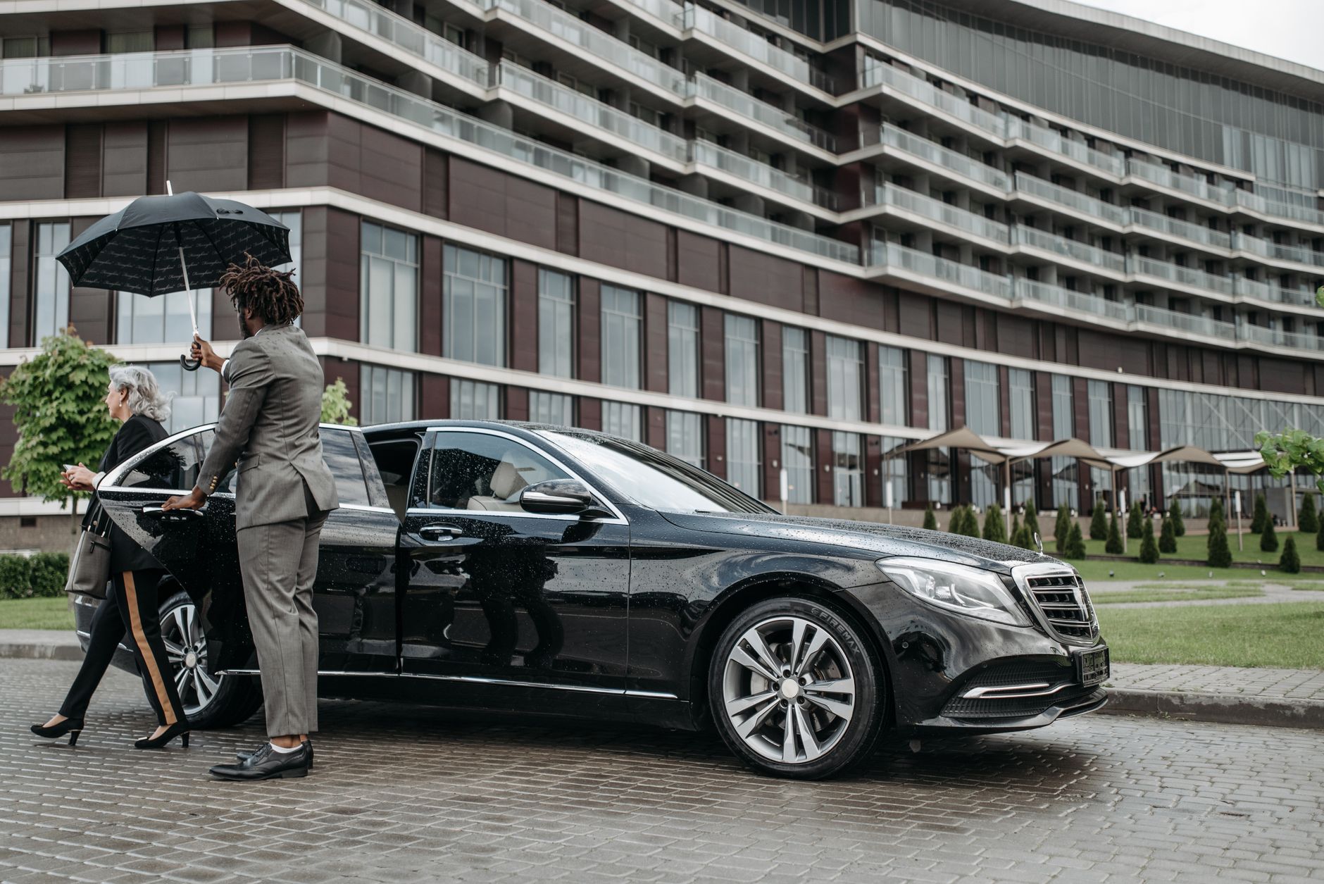 Chauffeur Privé équipe à Sarcelles